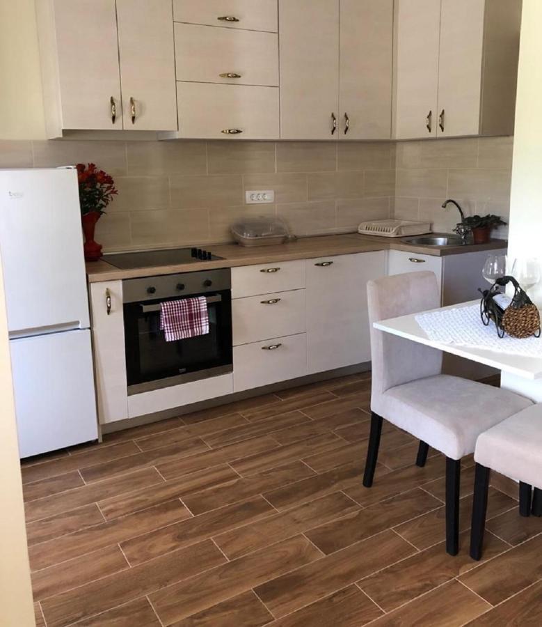 Apartments Todorovic Tivat Exterior foto